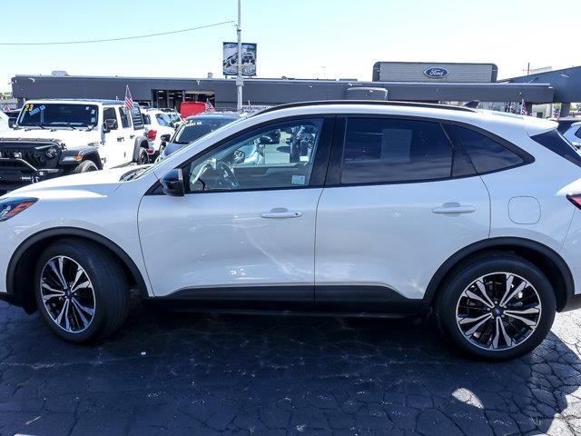 2022 Ford Escape - $21,880
