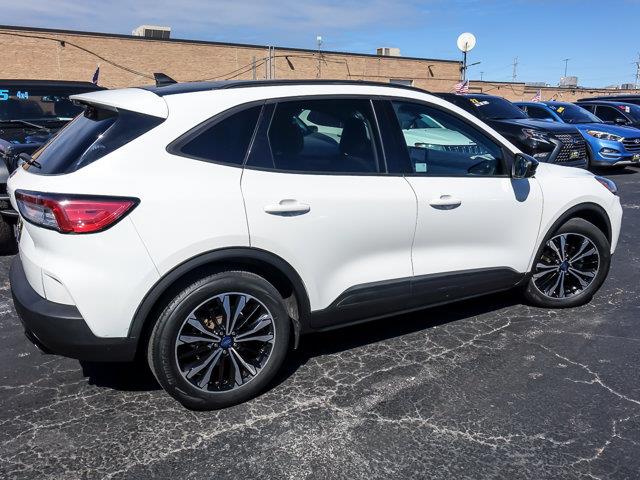 2022 Ford Escape - $21,880