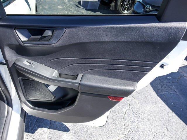 2022 Ford Escape - $21,880