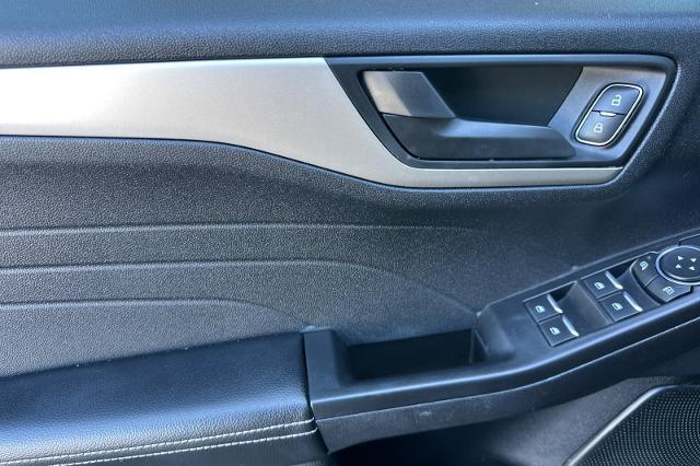 2022 Ford Escape - $15,869