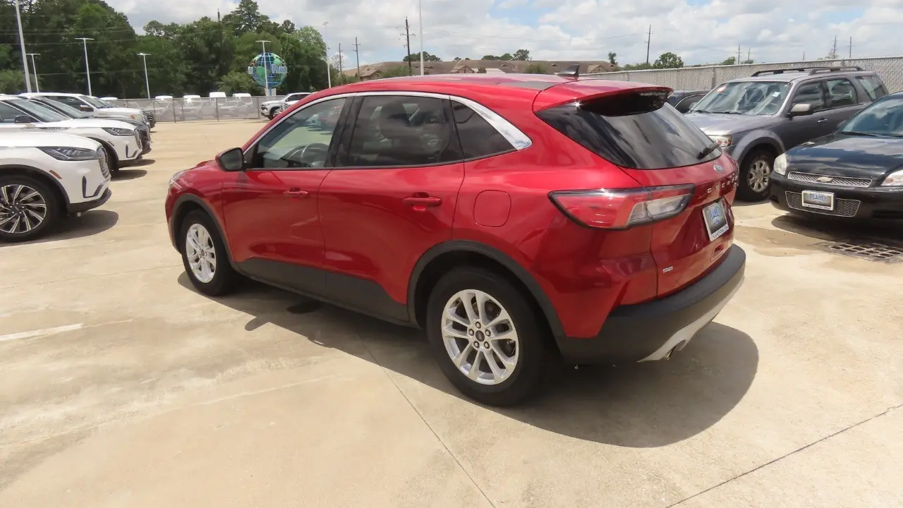 2021 Ford Escape SE