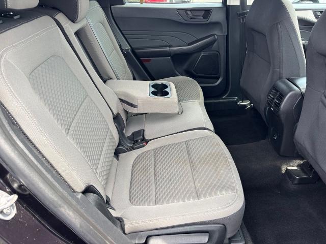 2022 Ford Escape - $13,962