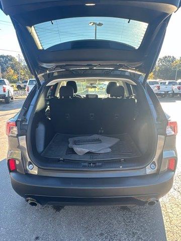 2022 Ford Escape - $19,975