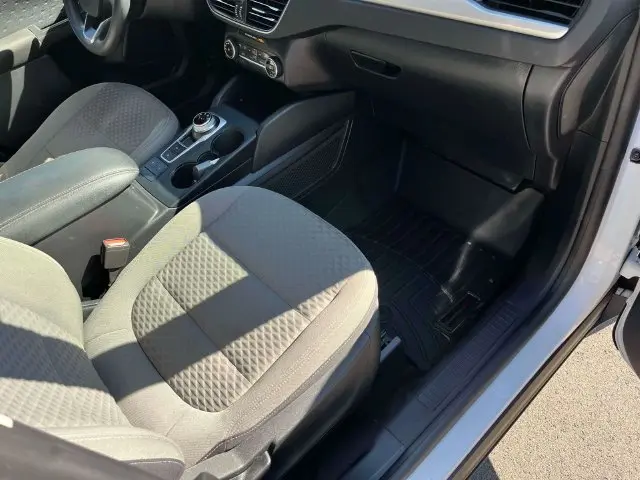2020 Ford Escape - $14,977