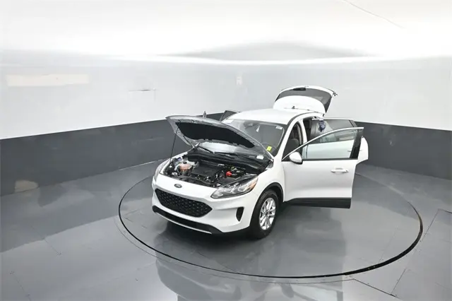 2020 Ford Escape - $14,977