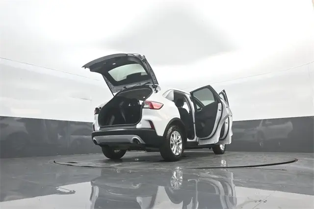 2020 Ford Escape - $14,977