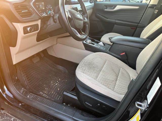 2022 Ford Escape - $15,050