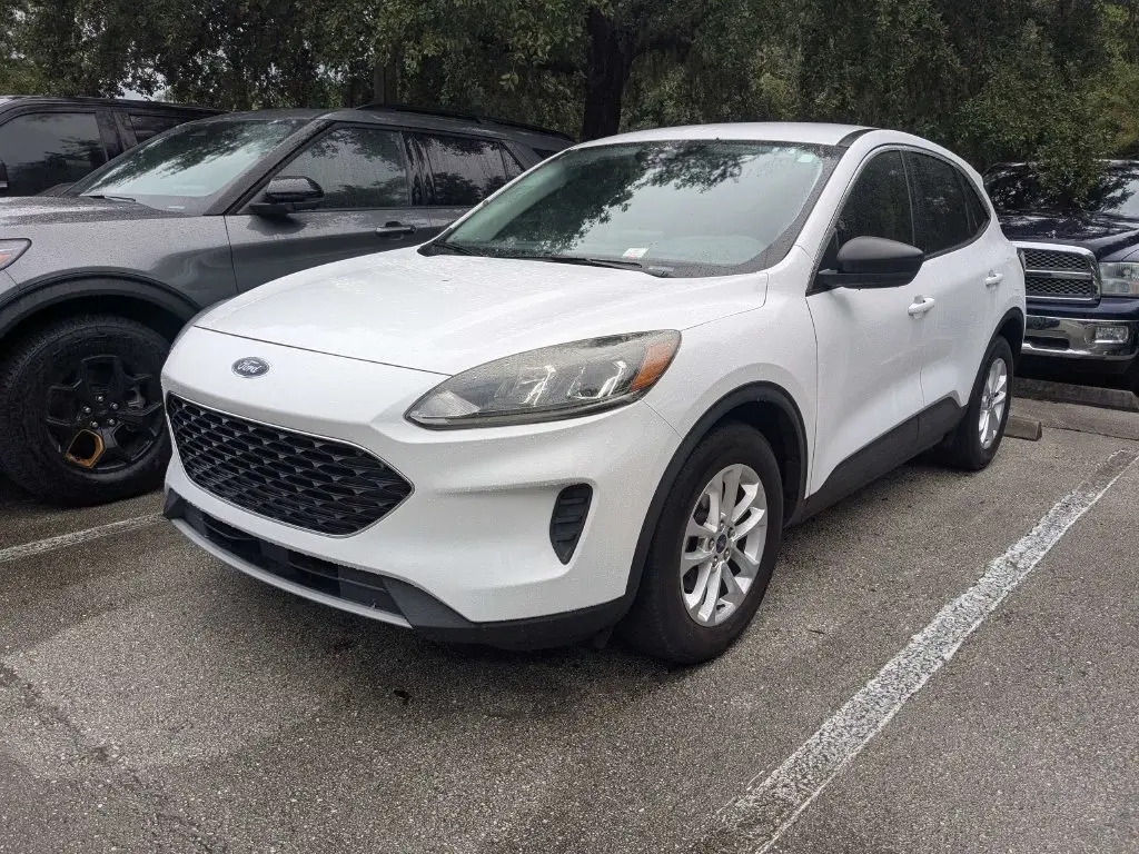 2022 Ford Escape - $13,995