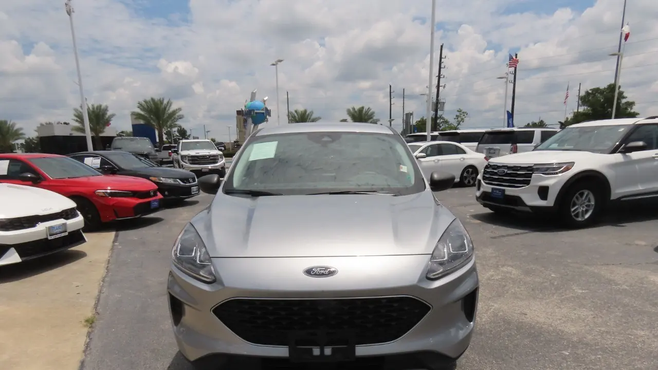 2022 Ford Escape SE