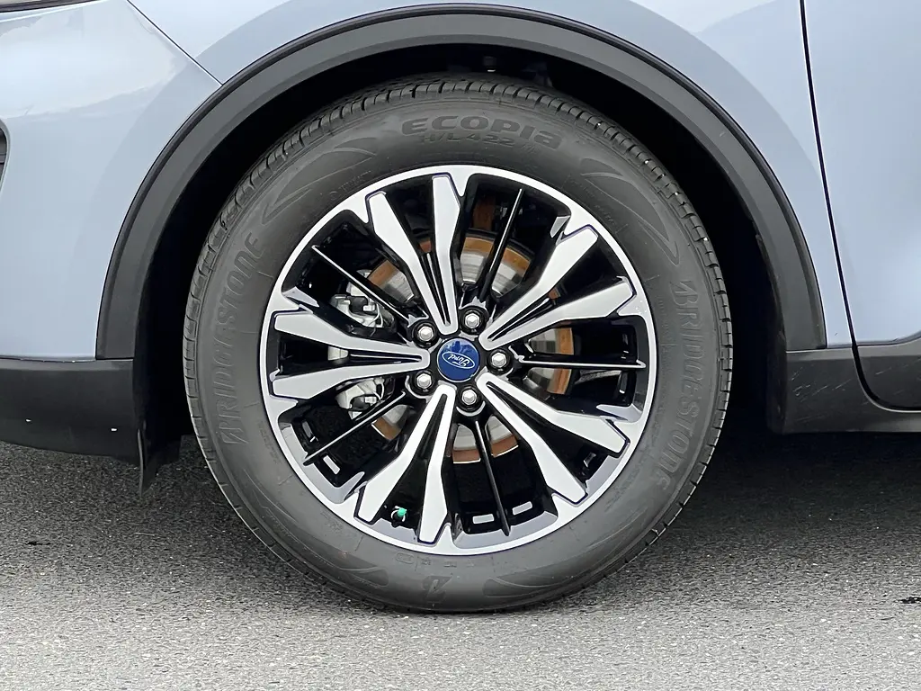 2022 Ford Escape - $21,988