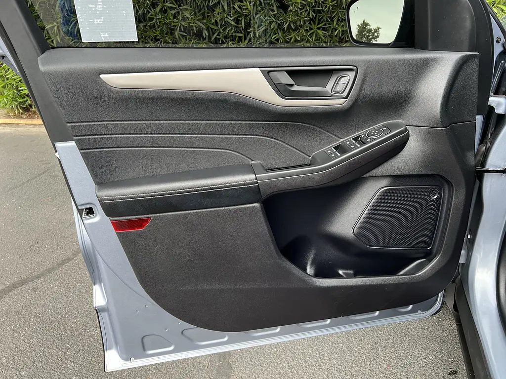2022 Ford Escape - $21,988