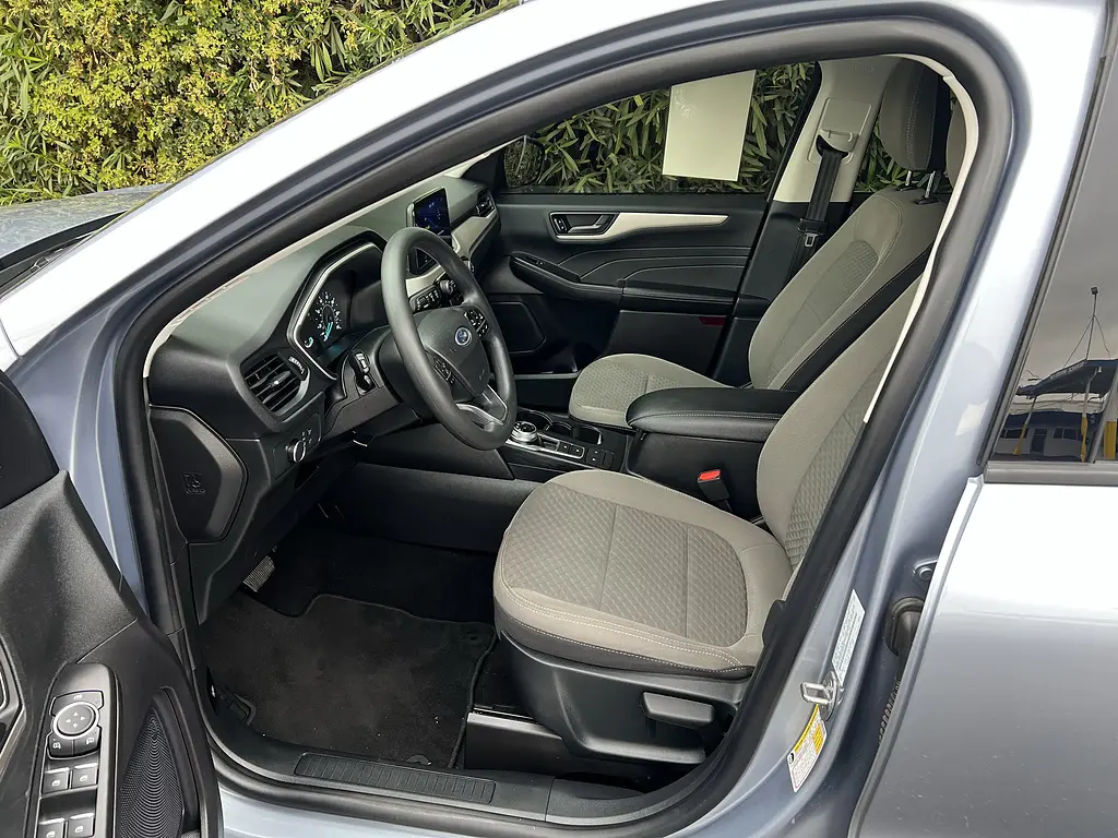 2022 Ford Escape - $21,988