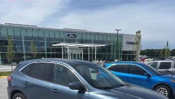 2020 Ford Escape SE