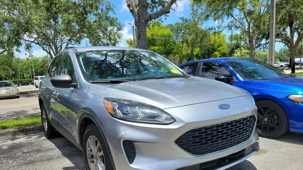 2022 Ford Escape SE