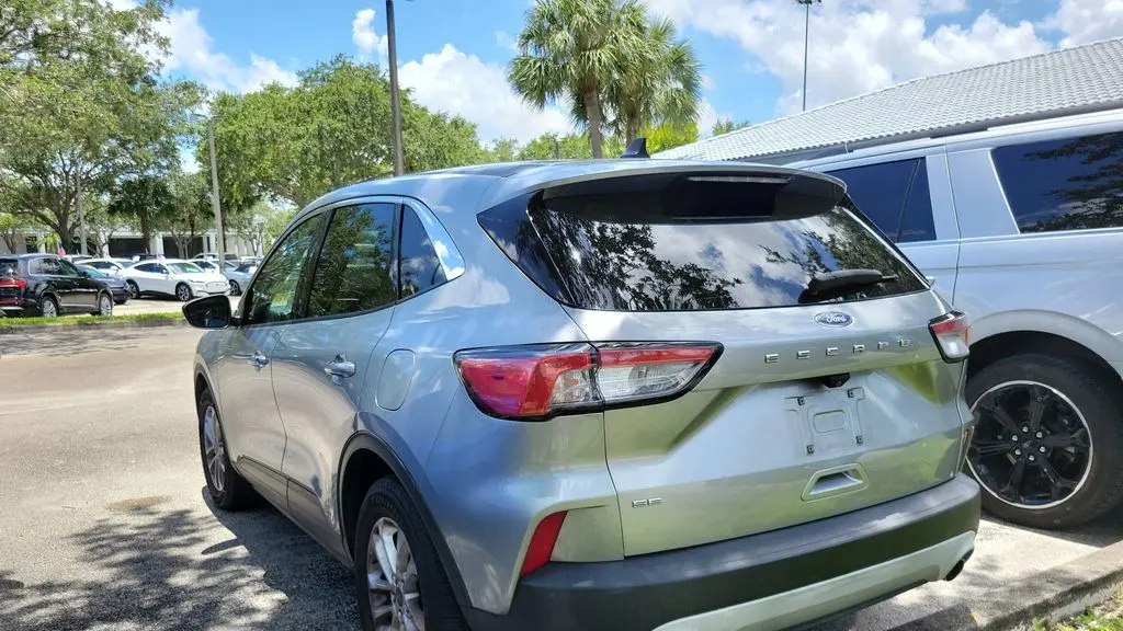 2022 Ford Escape SE