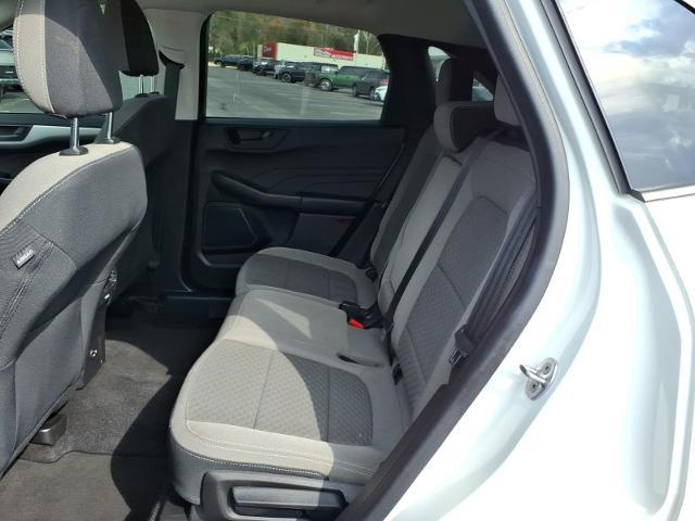 2022 Ford Escape - $21,895
