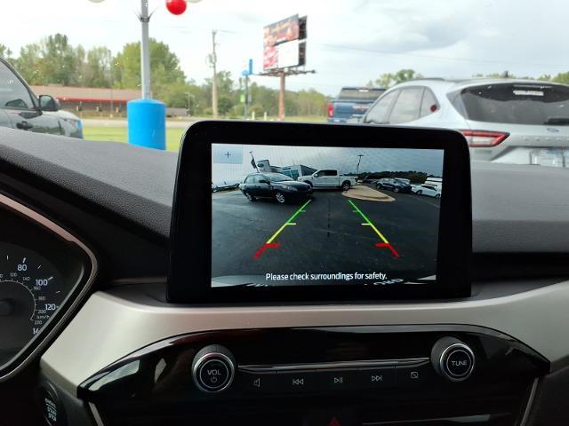 2022 Ford Escape - $21,895
