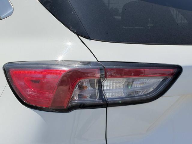 2022 Ford Escape - $13,285