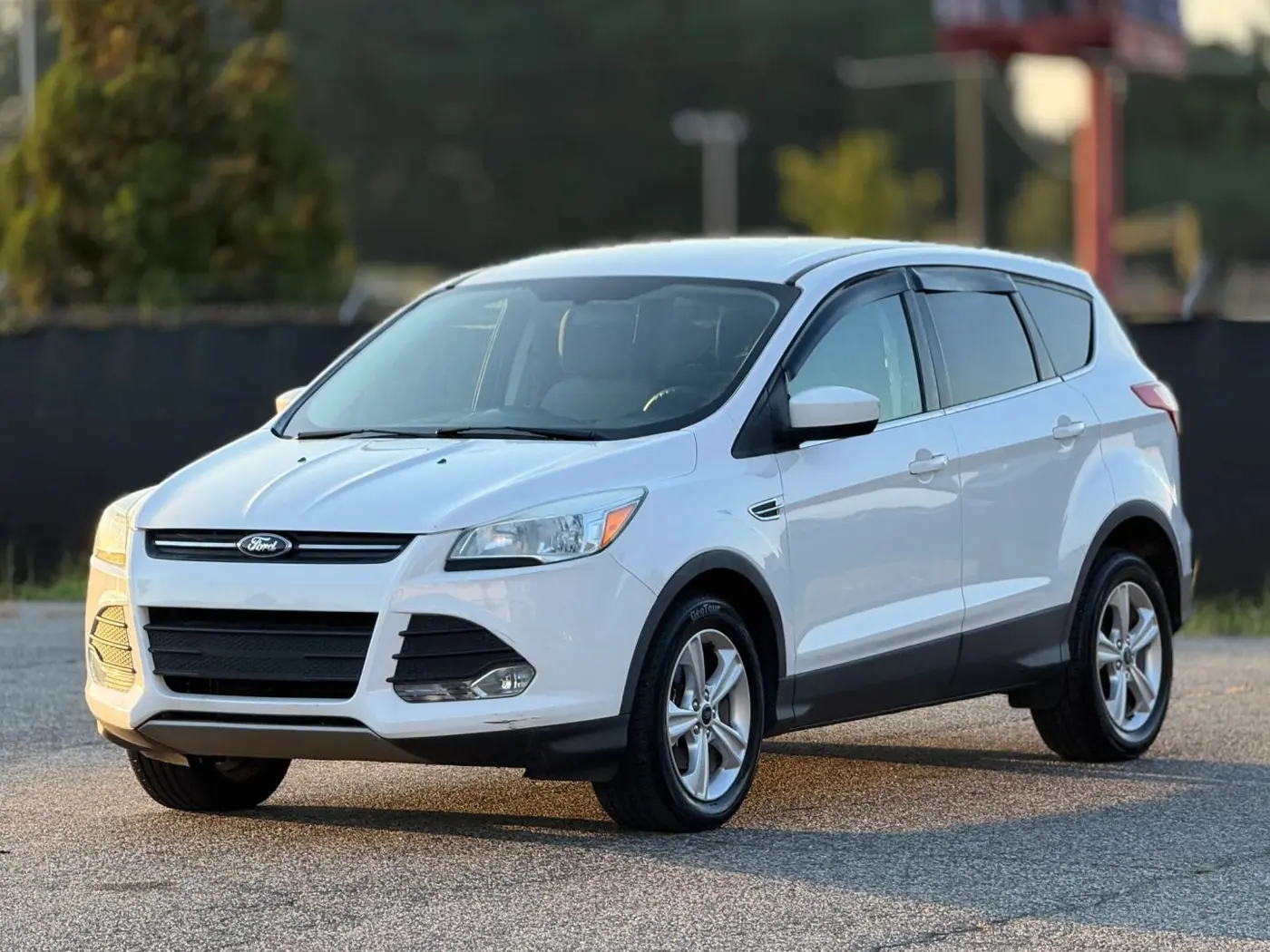 2015 Ford Escape - $8,950
