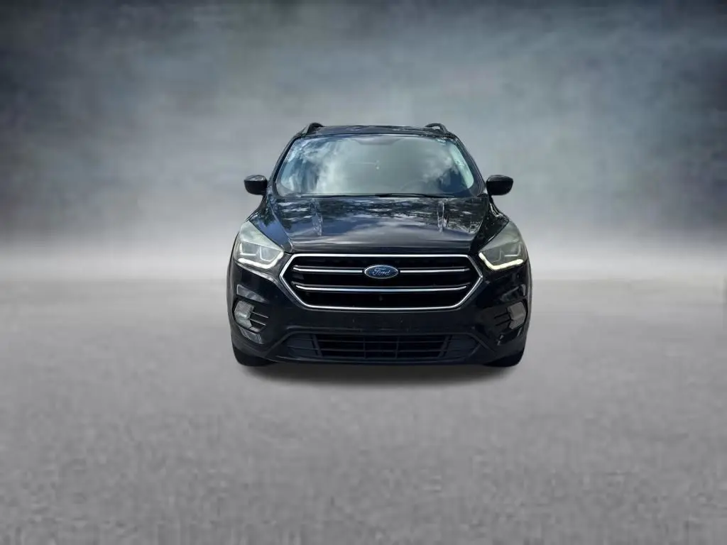 2017 Ford Escape - $2,999