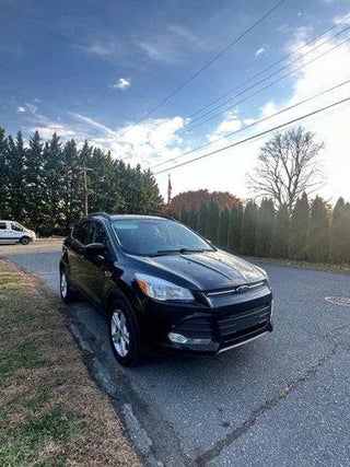 2014 Ford Escape with Tuxedo Black Metallic Exterior