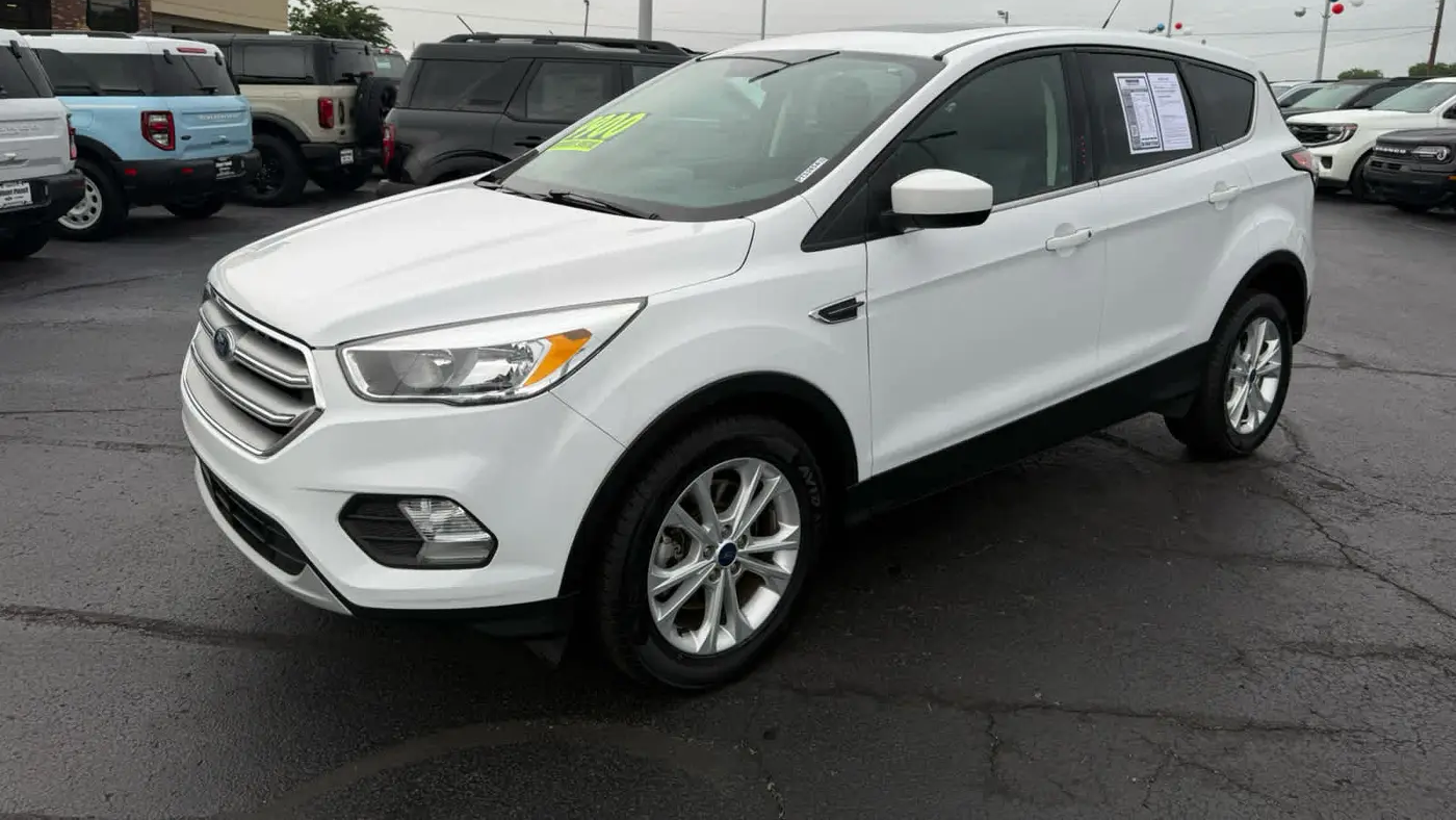 2017 Ford Escape SE