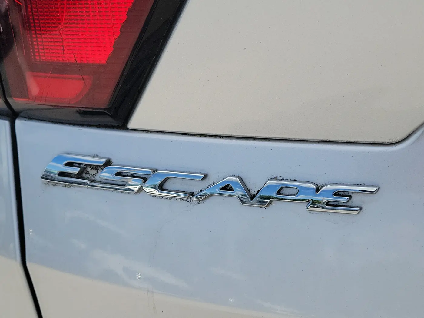 2019 Ford Escape - $10,990