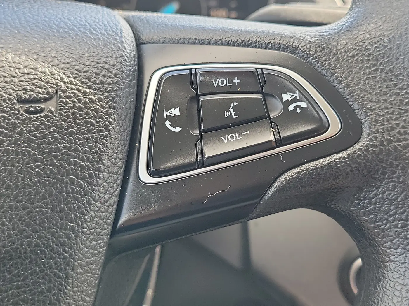 2019 Ford Escape - $10,990