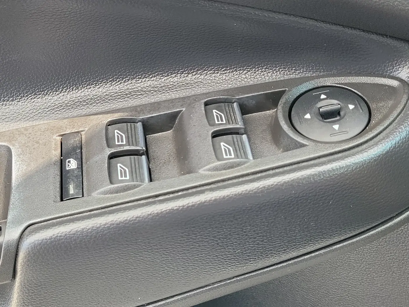 2019 Ford Escape - $10,990