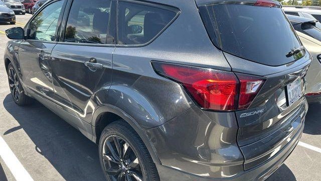 2019 Ford Escape SE
