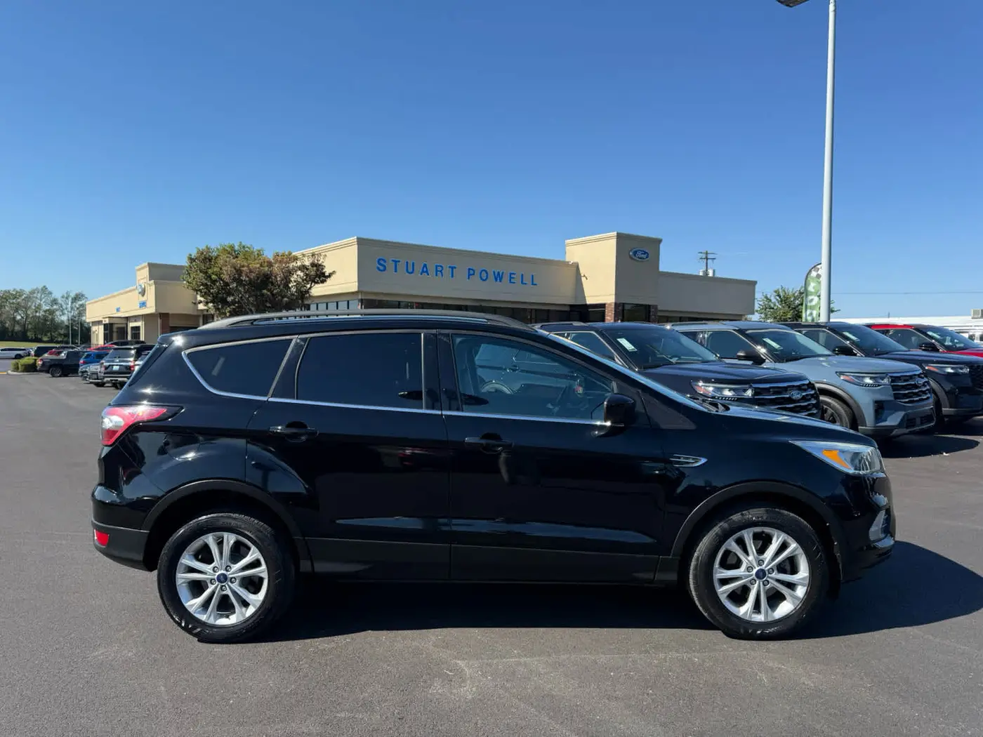 2018 Ford Escape - $11,400