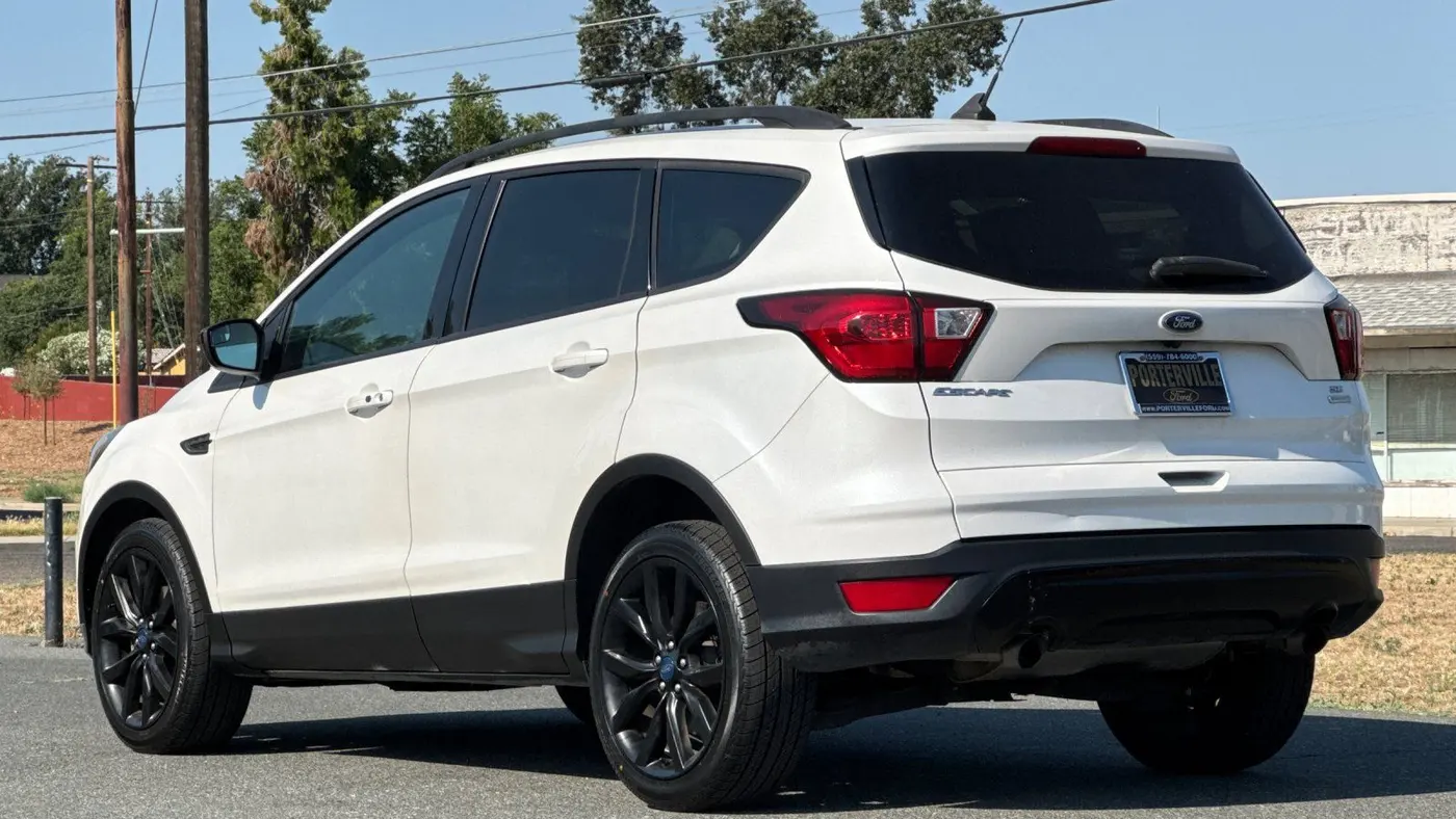 2019 Ford Escape SE