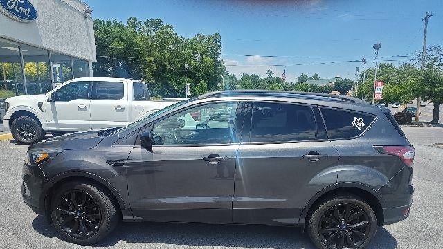 Preowned 2017 Ford Escape SE for Sale