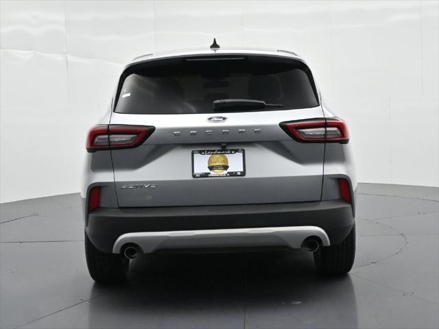2023 Ford Escape - $22,990