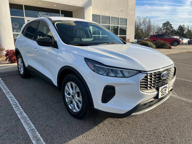 2024 Ford Escape - $24,995