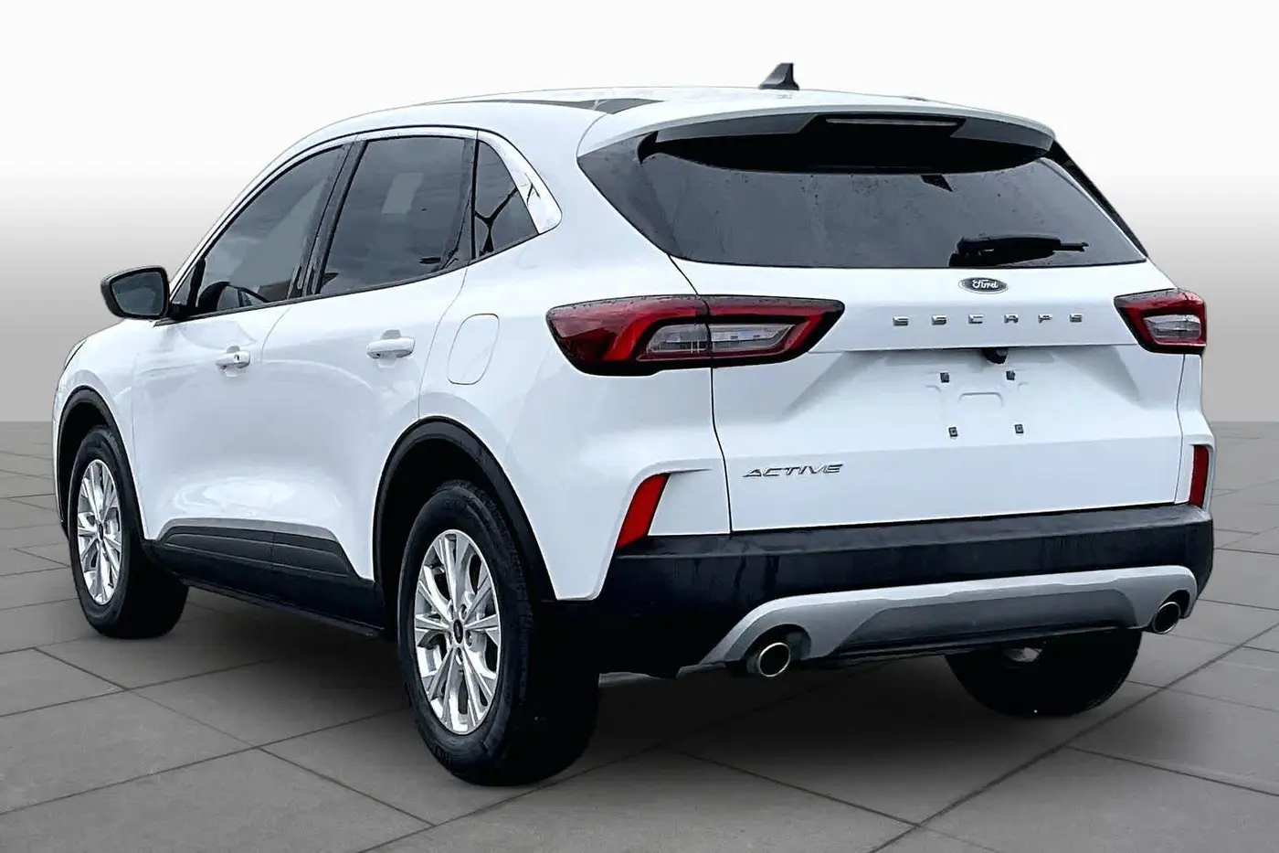 2024 Ford Escape - $19,991