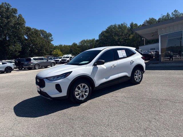 2024 Ford Escape - $23,499
