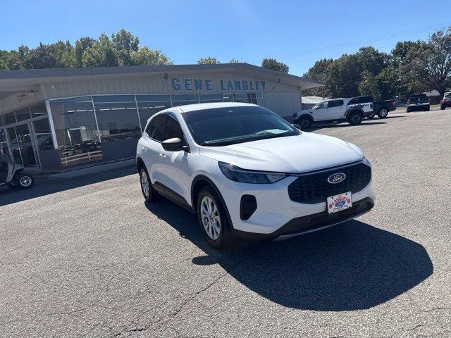 2024 Ford Escape - $23,499
