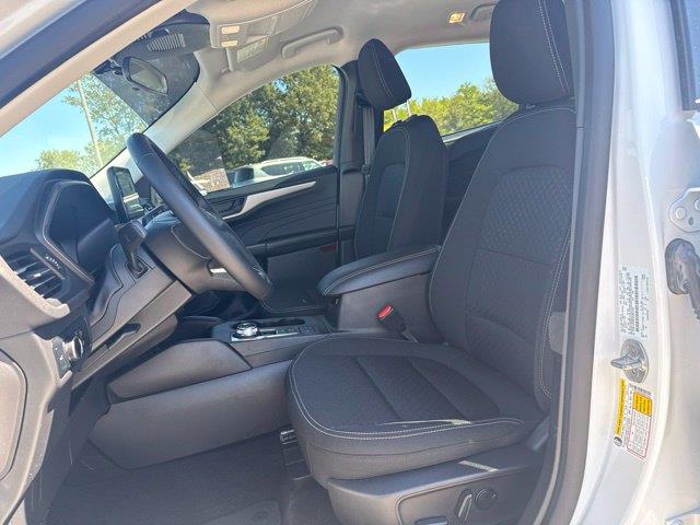 2024 Ford Escape - $23,499
