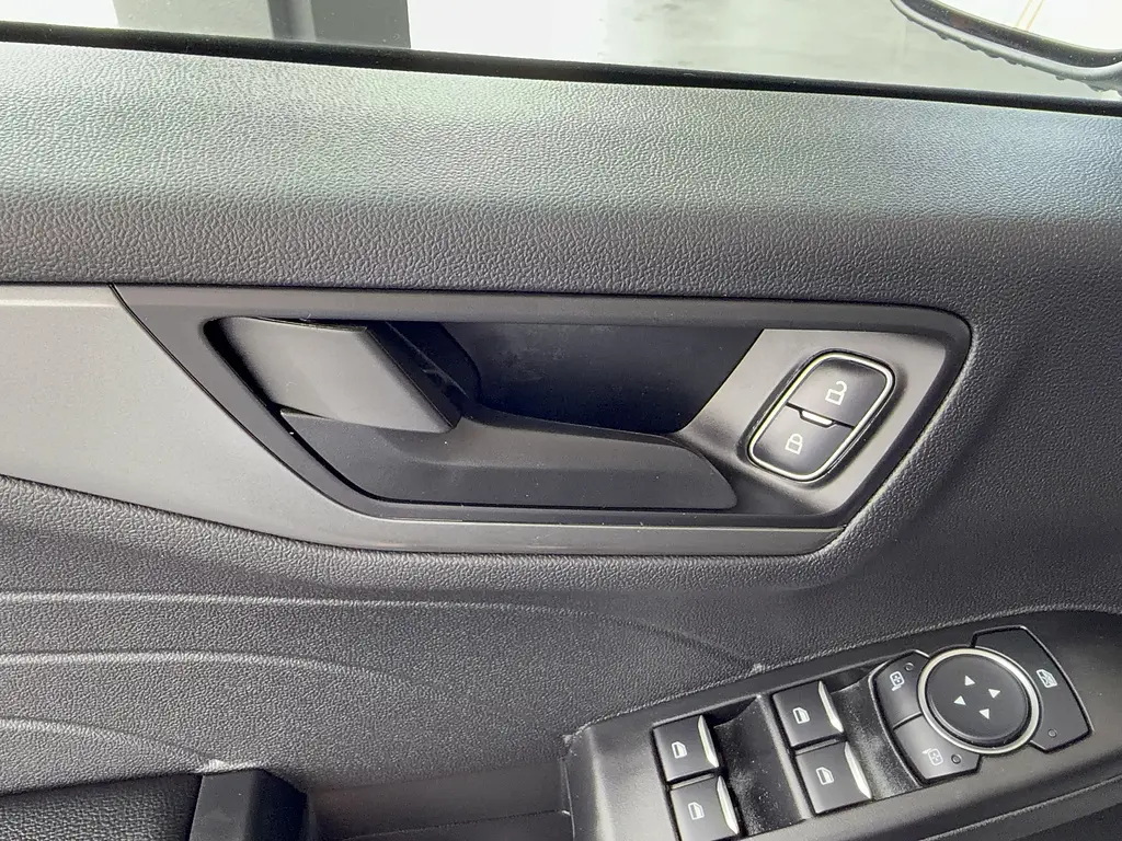 2025 Ford Escape - $30,995