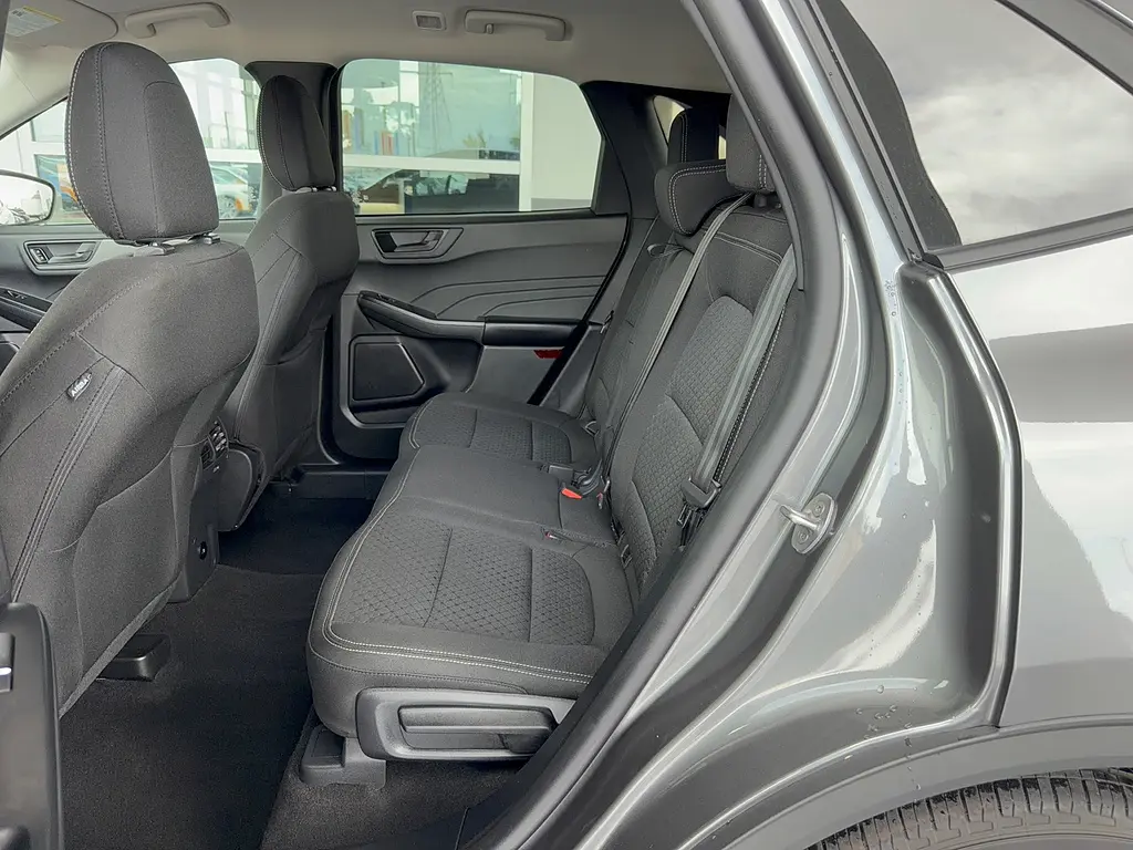 2025 Ford Escape - $30,995
