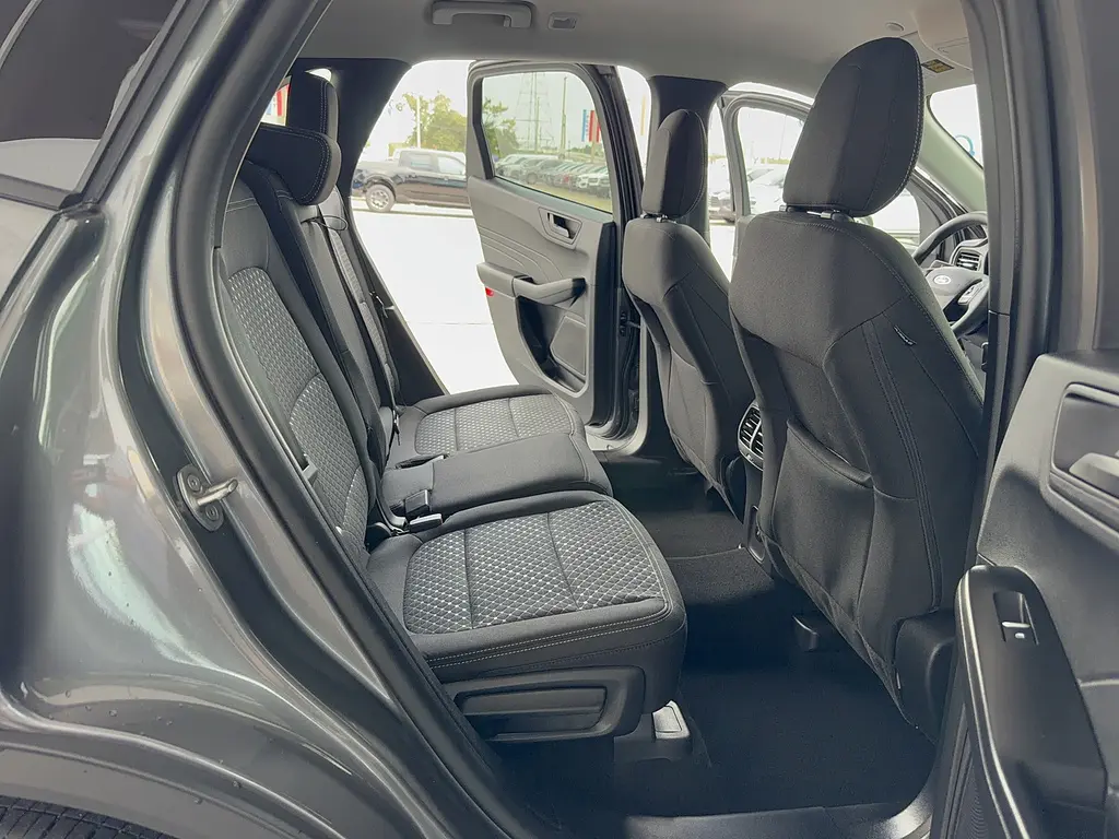 2025 Ford Escape - $30,995