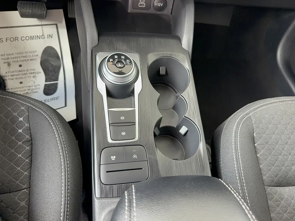 2025 Ford Escape - $30,995