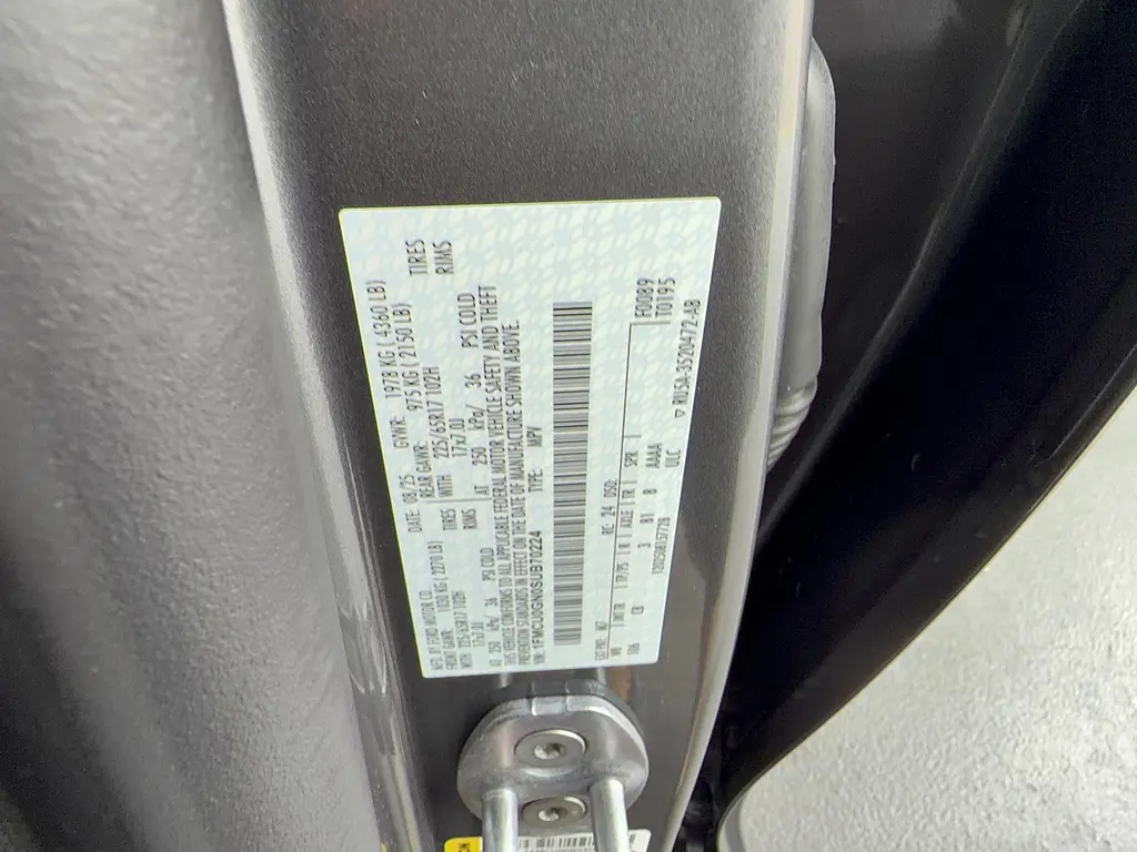 2025 Ford Escape - $30,995