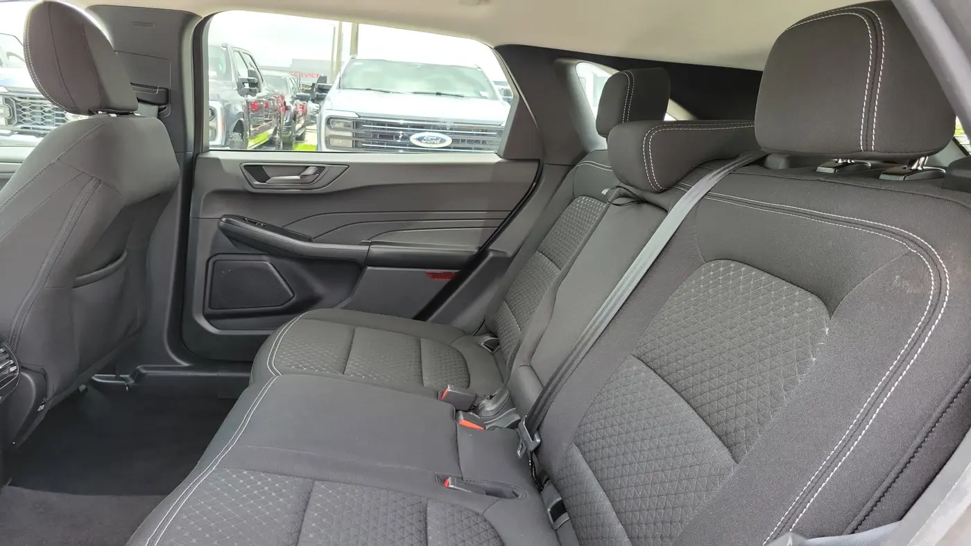 2023 Ford Escape - $17,990
