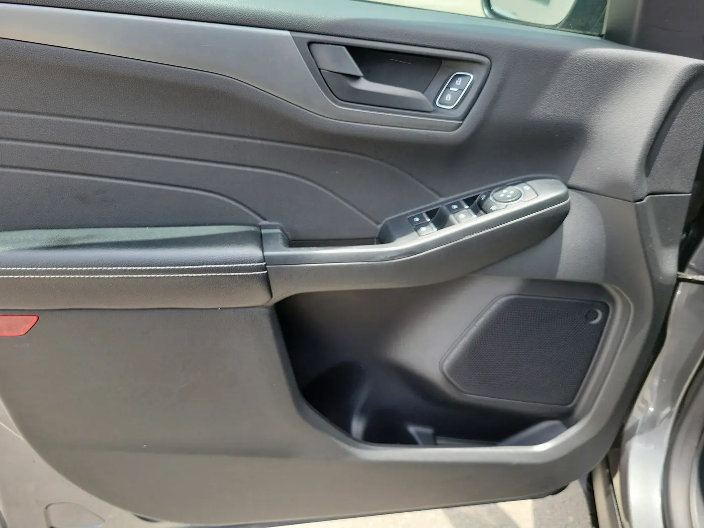 2023 Ford Escape - $17,990