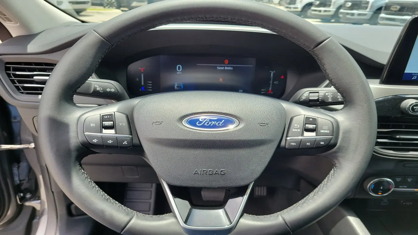 2023 Ford Escape - $17,990