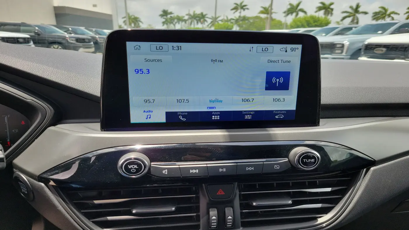 2023 Ford Escape - $17,990