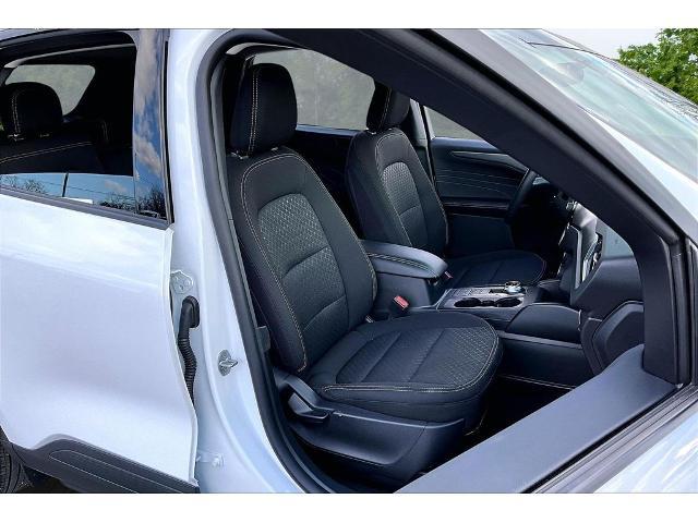 2025 Ford Escape - $23,253