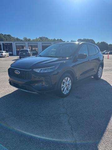 2025 Ford Escape - $18,998